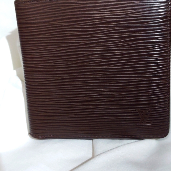 Louis Vuitton Brown EPI Leather Wallet - Picture 1 of 8